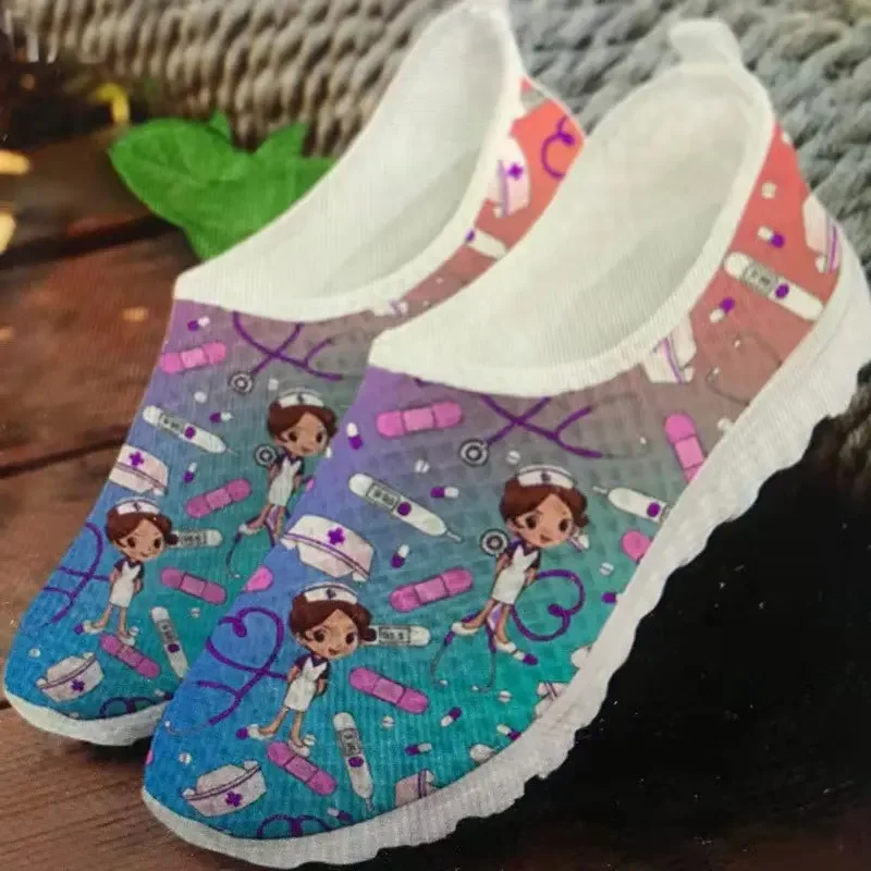 Ladies Loafers Cartoon Nurse Doctor Print Women Sneakers Slip on Light Mesh Casual Shoes Summer Breathable Flats Zapatos 4
