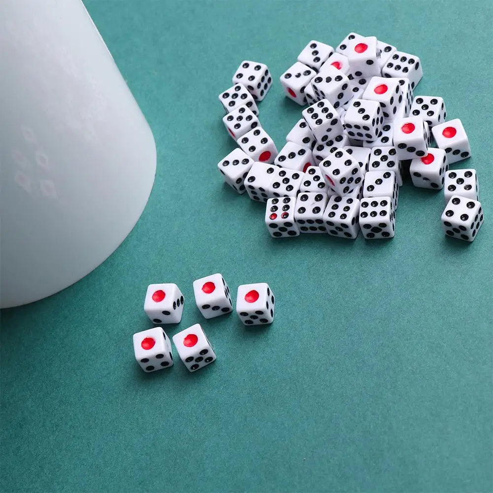 50Pcs/Bag Dices 8mm Plastic Gaming Dice Standard Six Sided Drink Dice Decider Tools Birthday Parties Board Playing Game Supplies