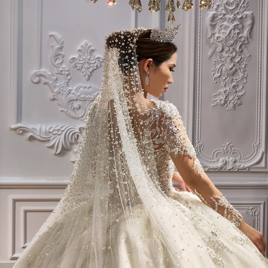 FullPearlsWeddingVeilBridalVeils.jpg