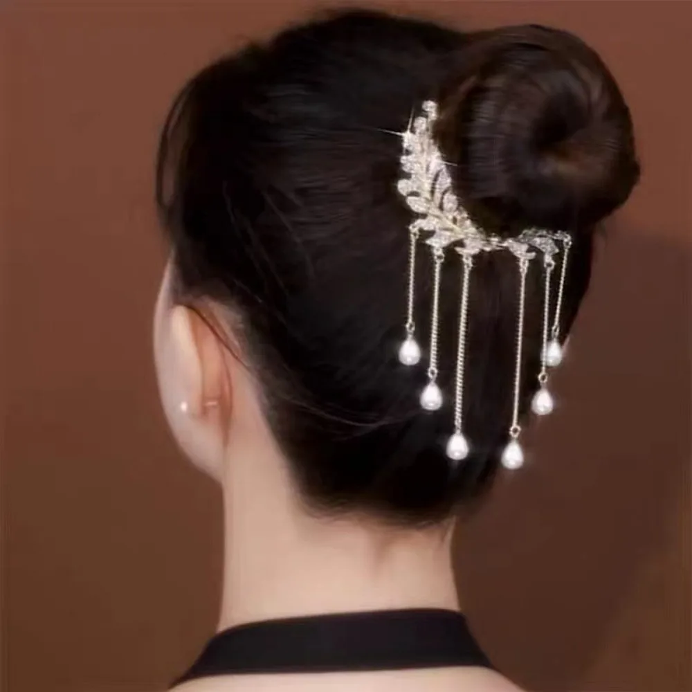 Presilha de cabelo borboleta com pérolas estilo chinês elegante_voghion.com