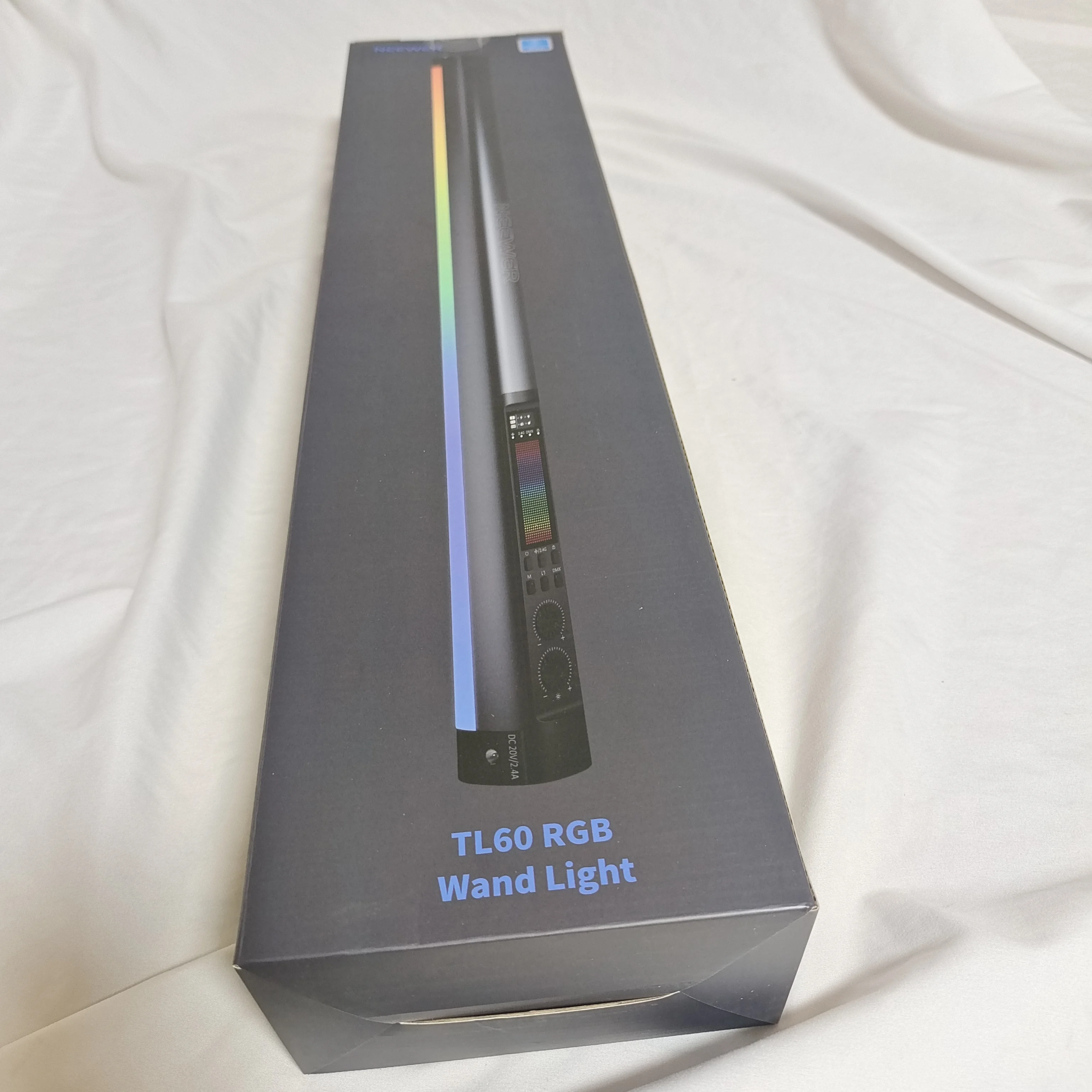 NEEWER LEDライトセット 本体・ケース・付属品 TL60 RGB NEEWER LEDライトセット 本体・ケース・付属品 TL60 RGB Amazon