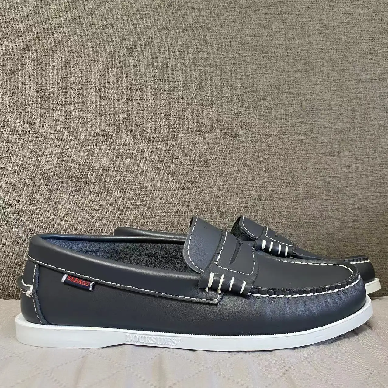 

Authentic Sebago Docksides Shoes - Premium Leather Moc Toe Lace Up Boat Shoes D031