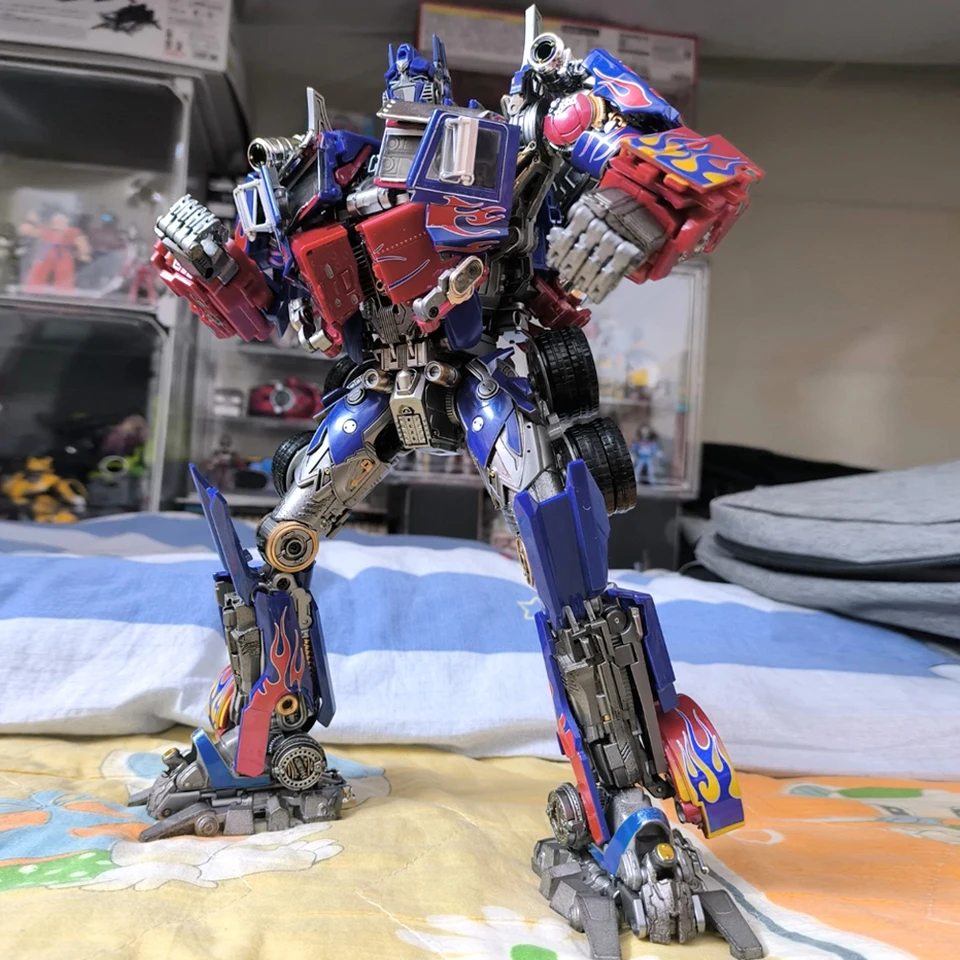 WeiJiang Black Apple Optimus Commander MPM04 Transformation