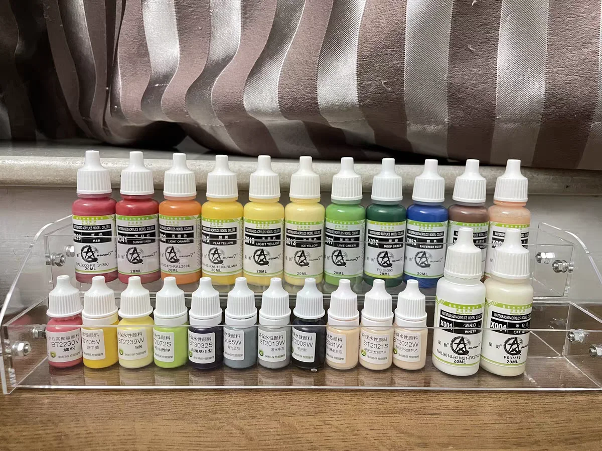 塗料瓶40本収納可能 クリップ式 塗料瓶ホルダー 完成品