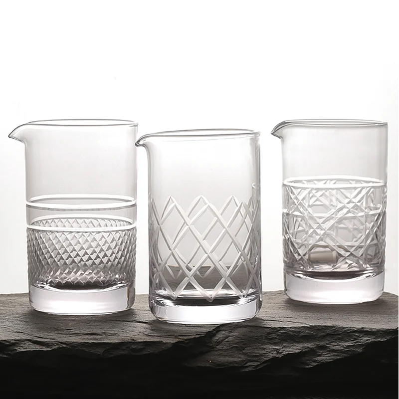Multiple Styles Cocktail Mixing Glass Carved Pattern Bartender Beaker With Thick Weighted Bottom Glass Studded Bar Accessories