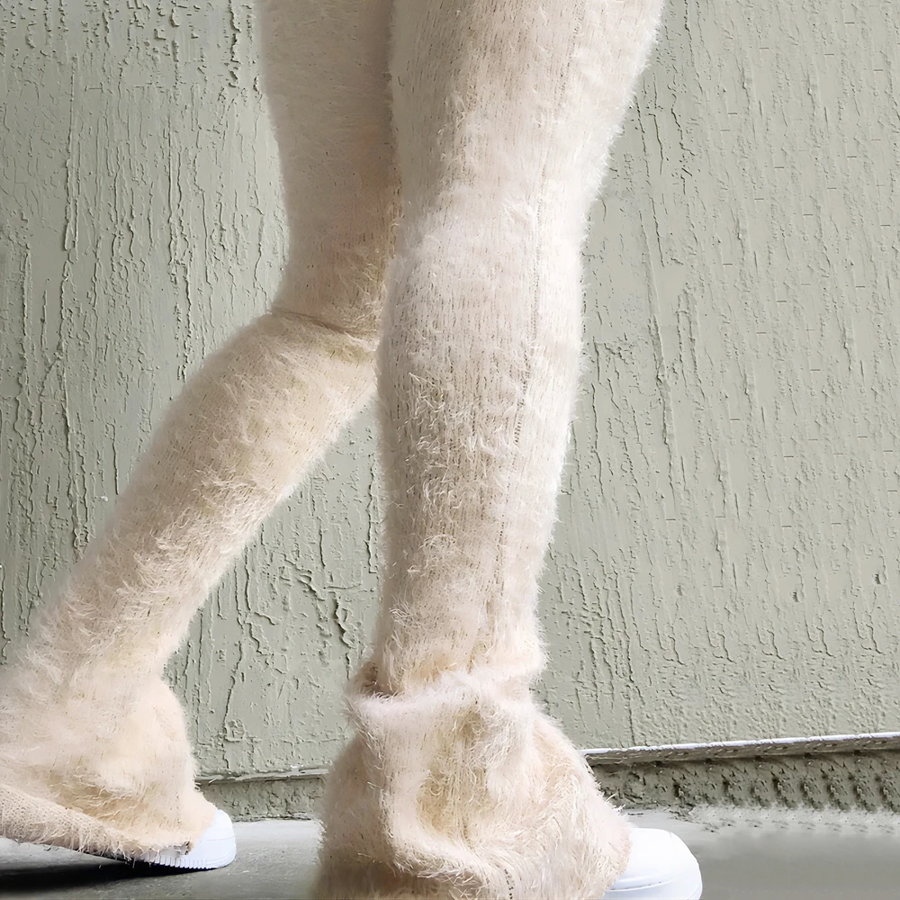 Winter 2024 Womens Street Fashion Fluffy Stacked Jogger Pants Trousers Solid Color Women Bell Bottom Joggers Fuzzy Stacked Pants 3