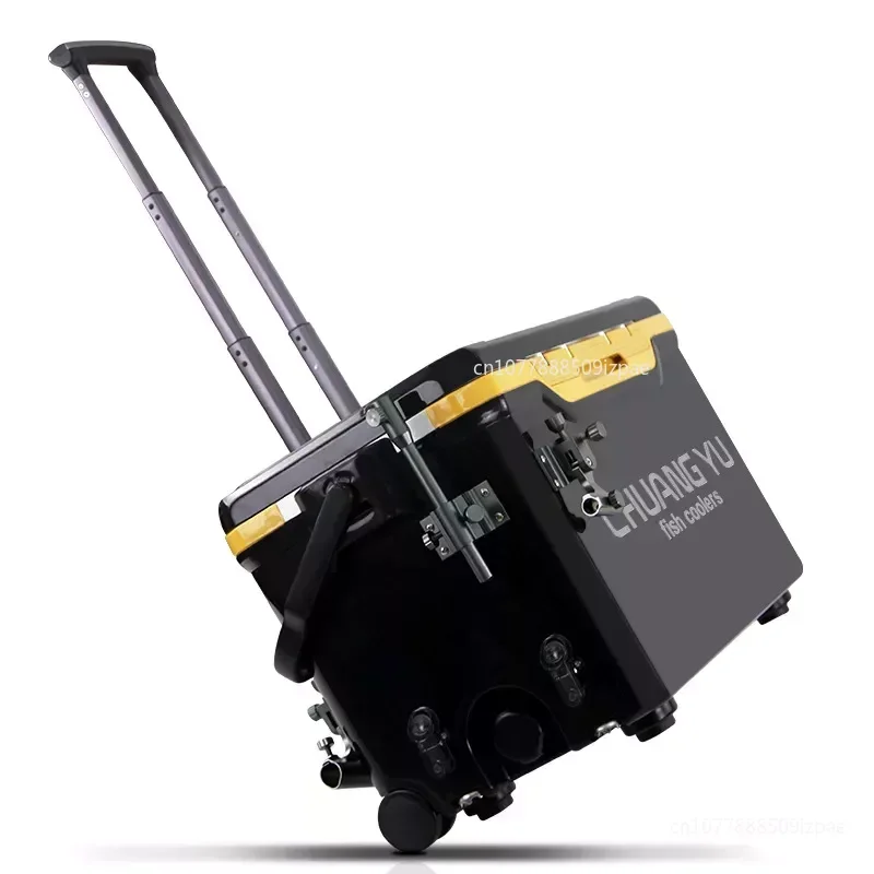 yuk Yuks Type 6 with crepe mudguard inspired by the 60s american