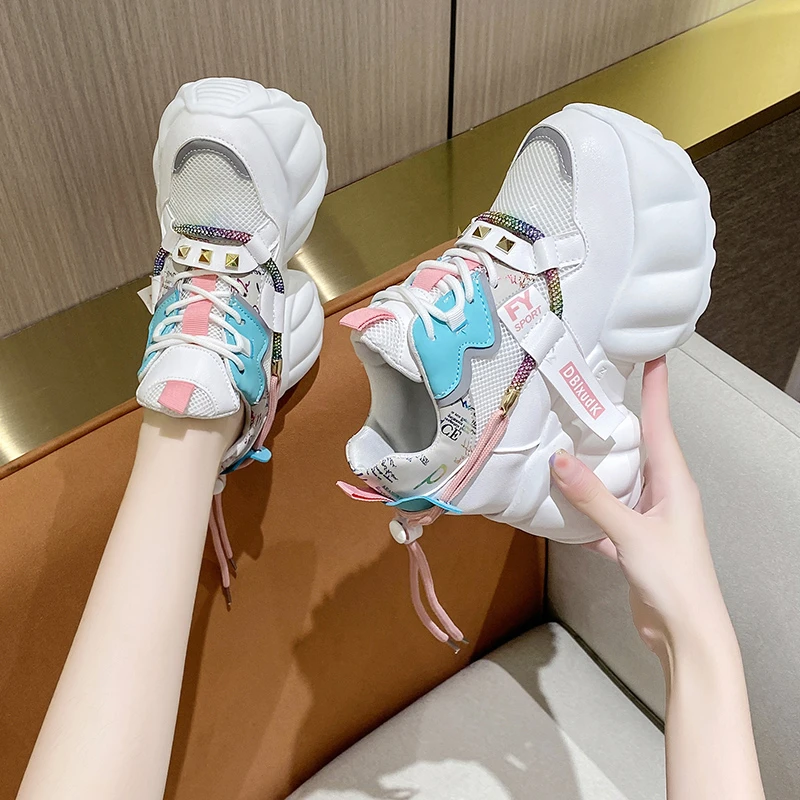 2022 High Top Women's Breathable Chunky Sneakers Fashion Platform Leather White Shoes Ladies Casual Short Boots Zapatos De Mujer