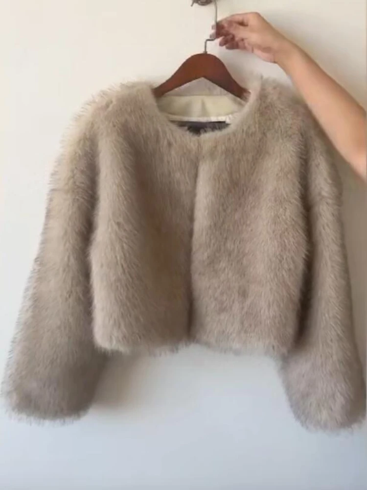 Lconic Street Fashion Luxury Brand Gardient Cropped Cropped Faux Fur Coat Women Winter Hot Cool Girls Fluffy Short Fur Jacket 5