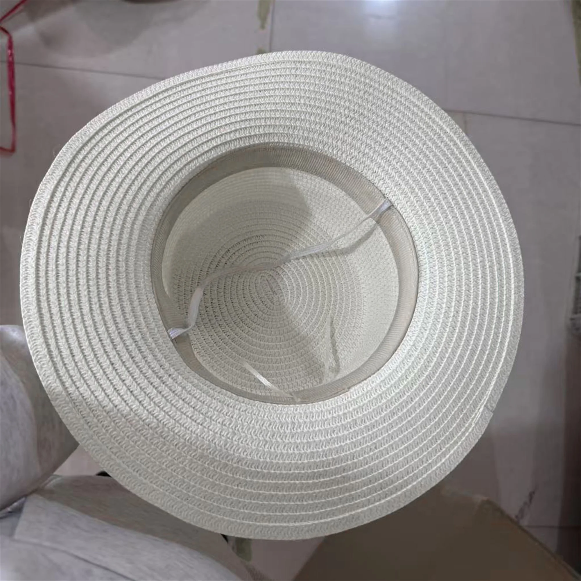 Stylish Women s Wide Brim Straw Boater Hat with Rhinestone Detailing and Letter Embellishment for Summer Beach Wear