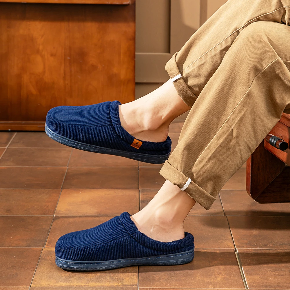 شباشب شتوية دافئة للرجال من إسفنج الذاكرة غير قابلة للانزلاق، أحذية منزلية ناعمة ومريحة للاستخدام الداخلي ونعل TPR