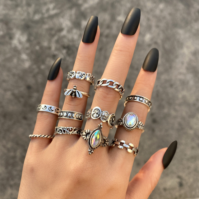 Vintage Rings Set for Women Men Aesthatic Retro Punk Silver Plated Heart Flower Butterfly Chain Finger Ring Jewelry 2022