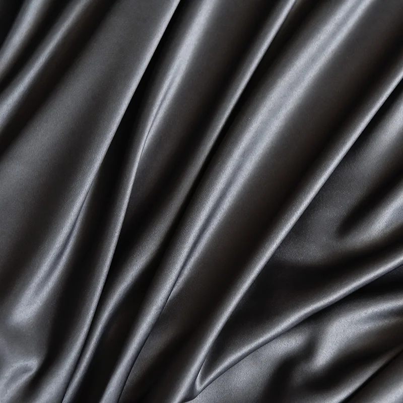 Luxury Satin Fitted Sheet with Elastic Band - Smooth, Non-Slip Bedspread