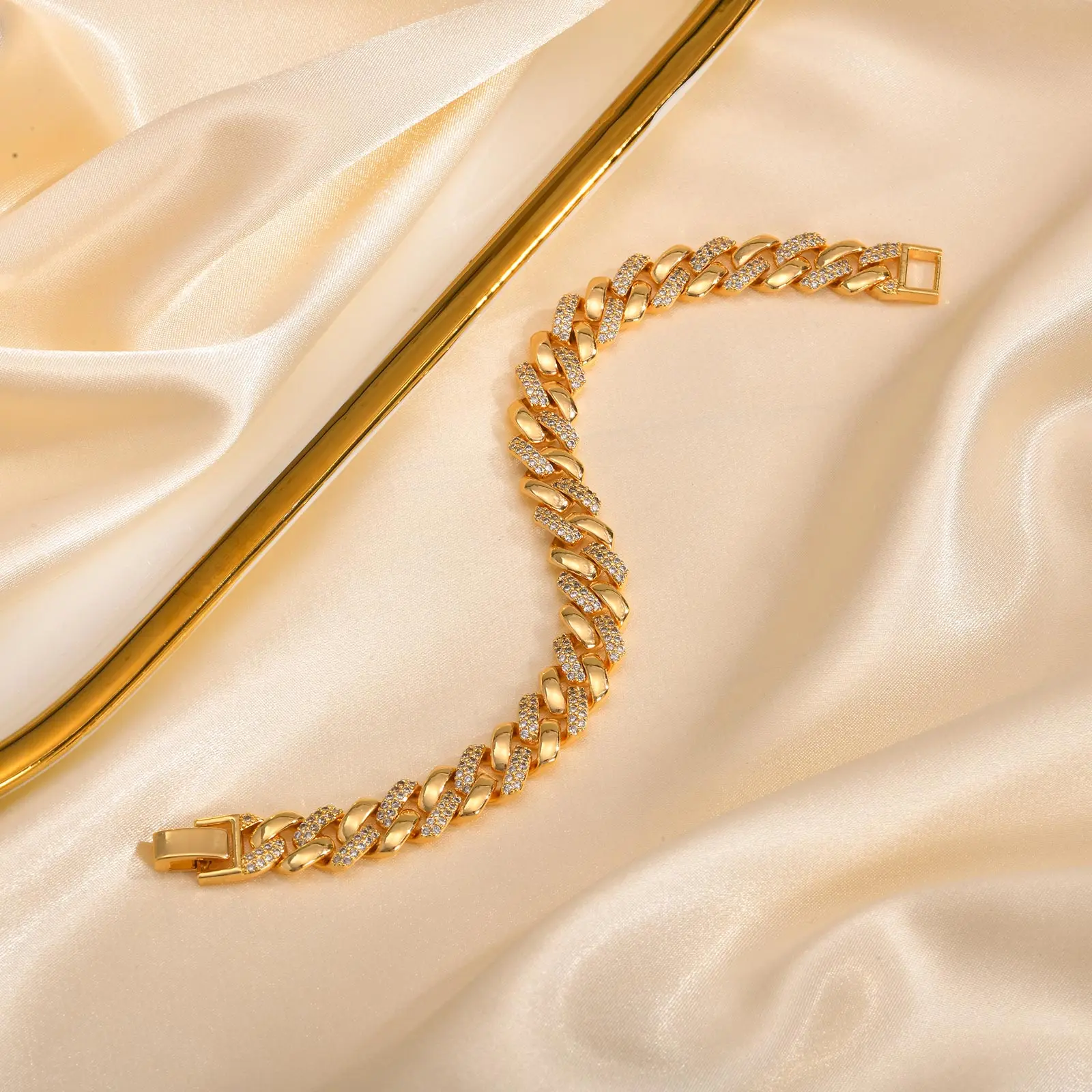 Büroklammer, vergoldetes Zirkonia-Kettenarmband, klobiges Gliederarmband, verstellbare Armbänder, trendiger Schmuck für Frauen, Geschenk – Detail 7