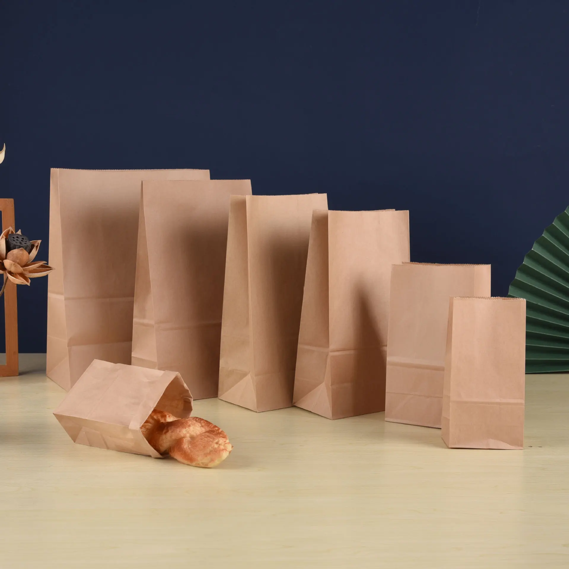 10/30/50/100pcs Kraft Paper Bag Gift Bags Shopping Bag Packaging Biscuit Candy Food Cookie Bread Snacks Baking Takeaway Bags 2