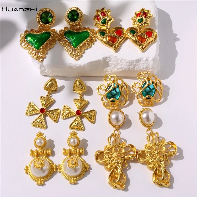 HUANZHI Retro Enamel Pearl Flower Heart Colorful Metal Pendant Earrings 2022 New Winter French Vintage Jewelry Pendientes Mujer