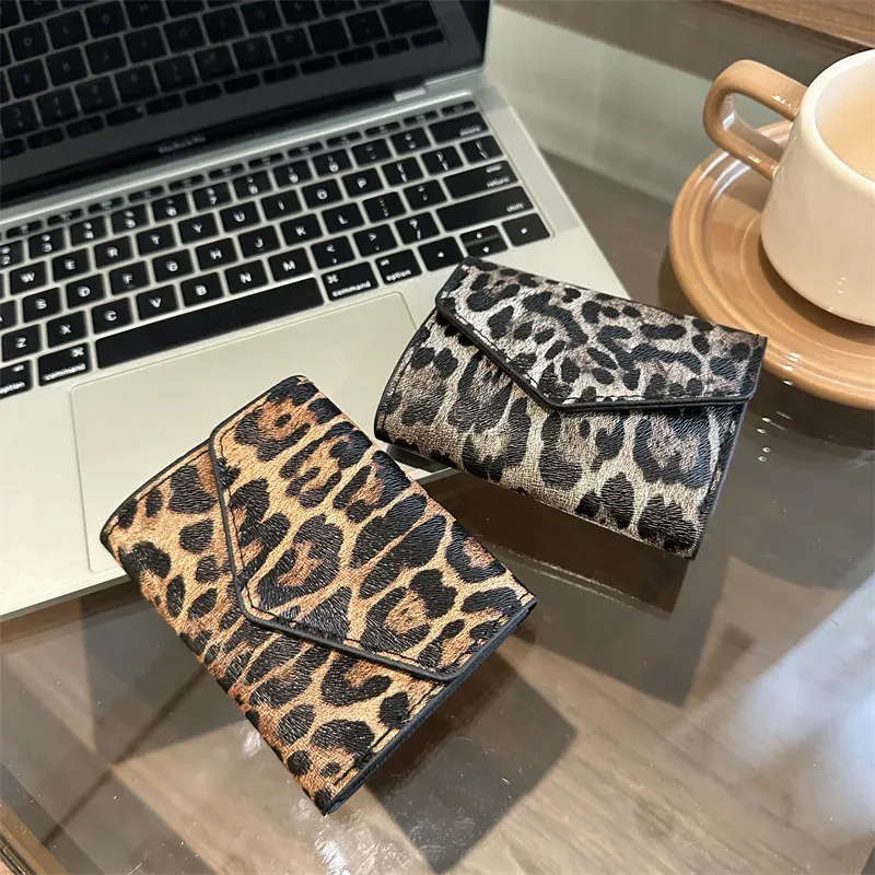 Leopard Wallet Fashion Portable Short Wallets Coin Purse Bag Mini Envelope Handbag Earphone Bag