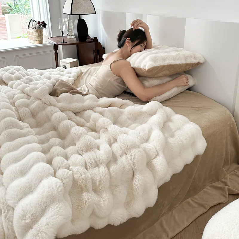 Luxury Faux Fur Bed linen Throw Blanket Fuzzy bedding set Plush