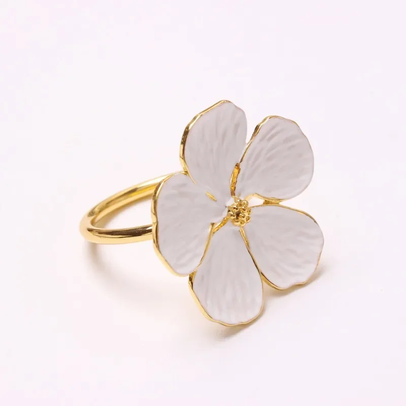 Painted White Flower Napkin Ring White Oil Flower Plant Napkin Ring Buckle Five Petals Plum Table Decoration