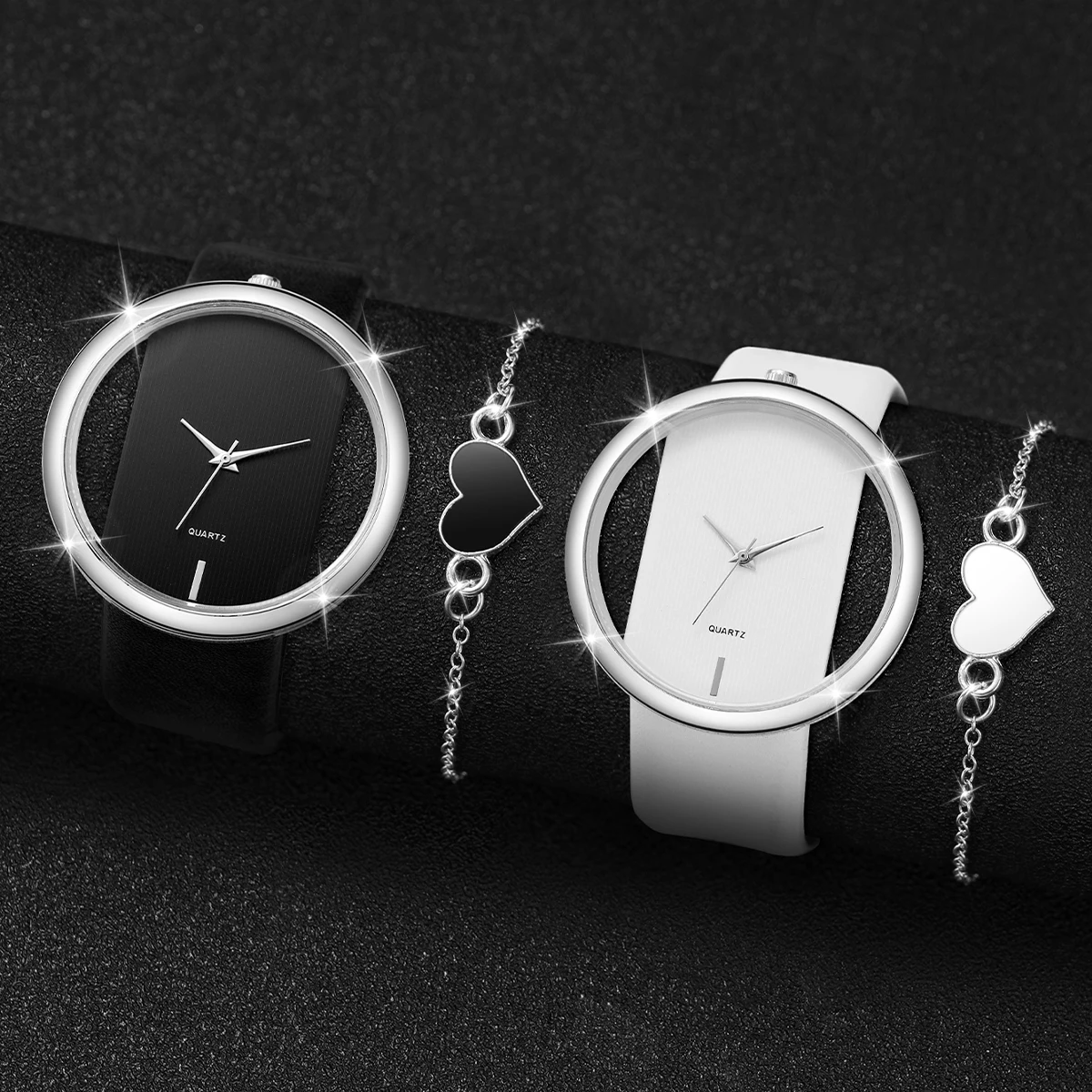 4PCS/Set Women's Watch Fashion Hollow-out Dial Quartz Watches Leather Band Wristwatches Heart Bracelets Set（Without Box） 2