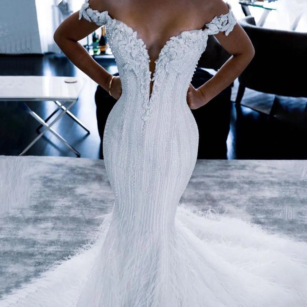 Mermaid Wedding Dresses Off Shoulder Pearls Beading Appliqued Sweep Train Wedding Gowns Feathers