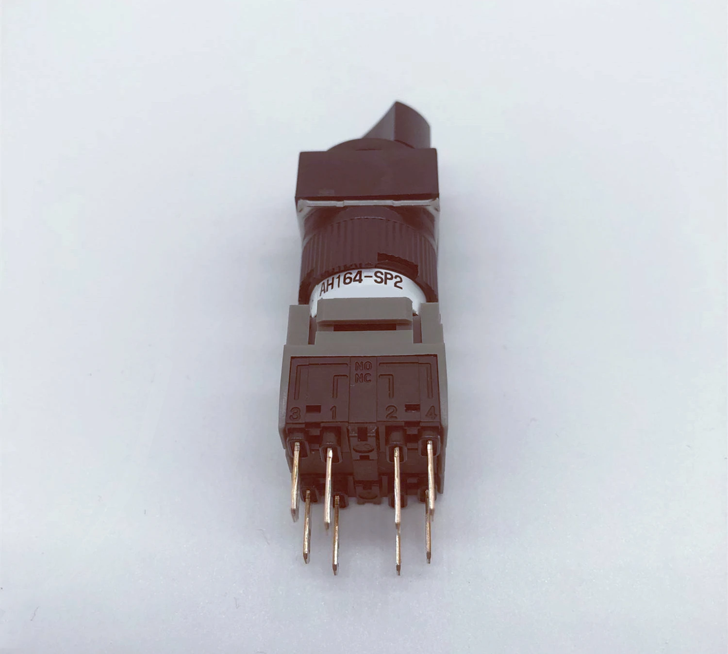 

AH164-SP2B11 16 square selector switch