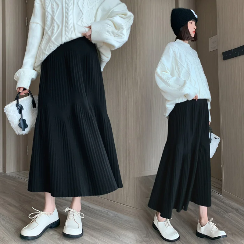 Fashion Winter Maternity Knitted Skirts Tall Waist V Striped Patchwork Pregnant Woman Umbrella Skirt Plus Size Pregnancy Clothes