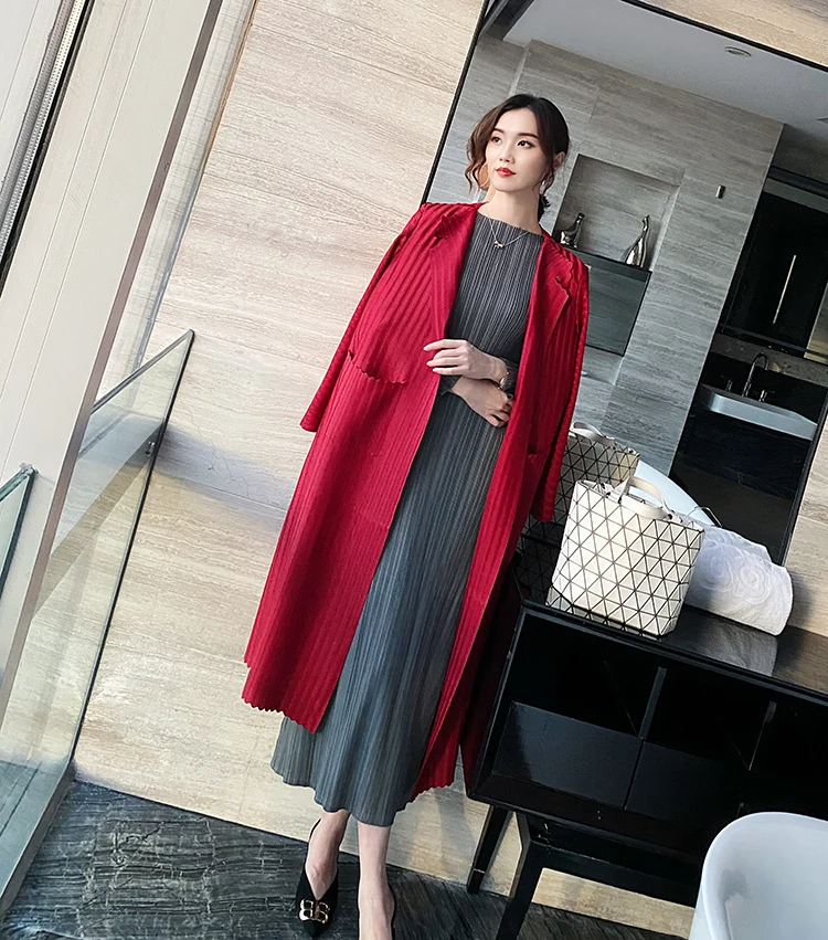 【タグ付き新品】PLEATS PLEASE 2025年5月 67b6917d6da2a.webp