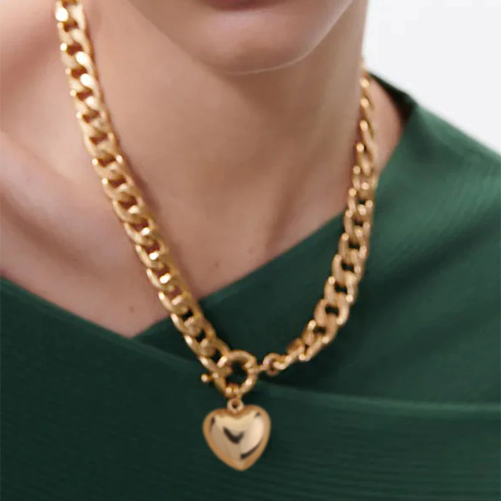 Double Layer Design Heart Butterfly Pendant Metal Chain Necklace for Women Wedding Party Jewelry Gift Pendant Necklaces Metal Necklace Butterfly Necklace