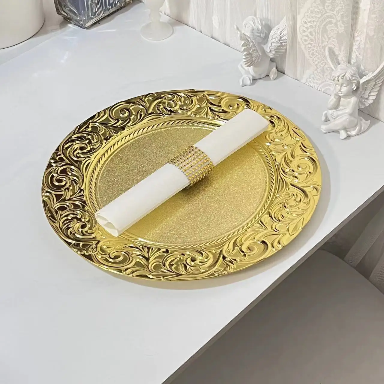 Plastic Plates 6pcs Plastic Gold Charger Plates 13" Round Patterned Placemat For Wedding Christmas Decor Table