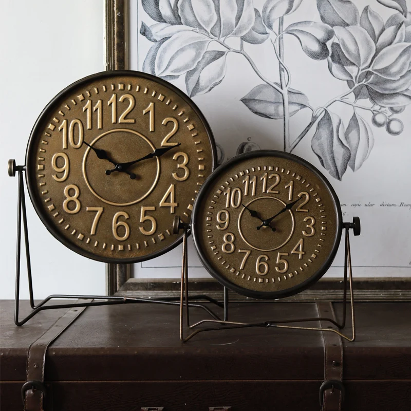 

Home clock ornaments, vintage nostalgic metal table clocks, table clock ornaments