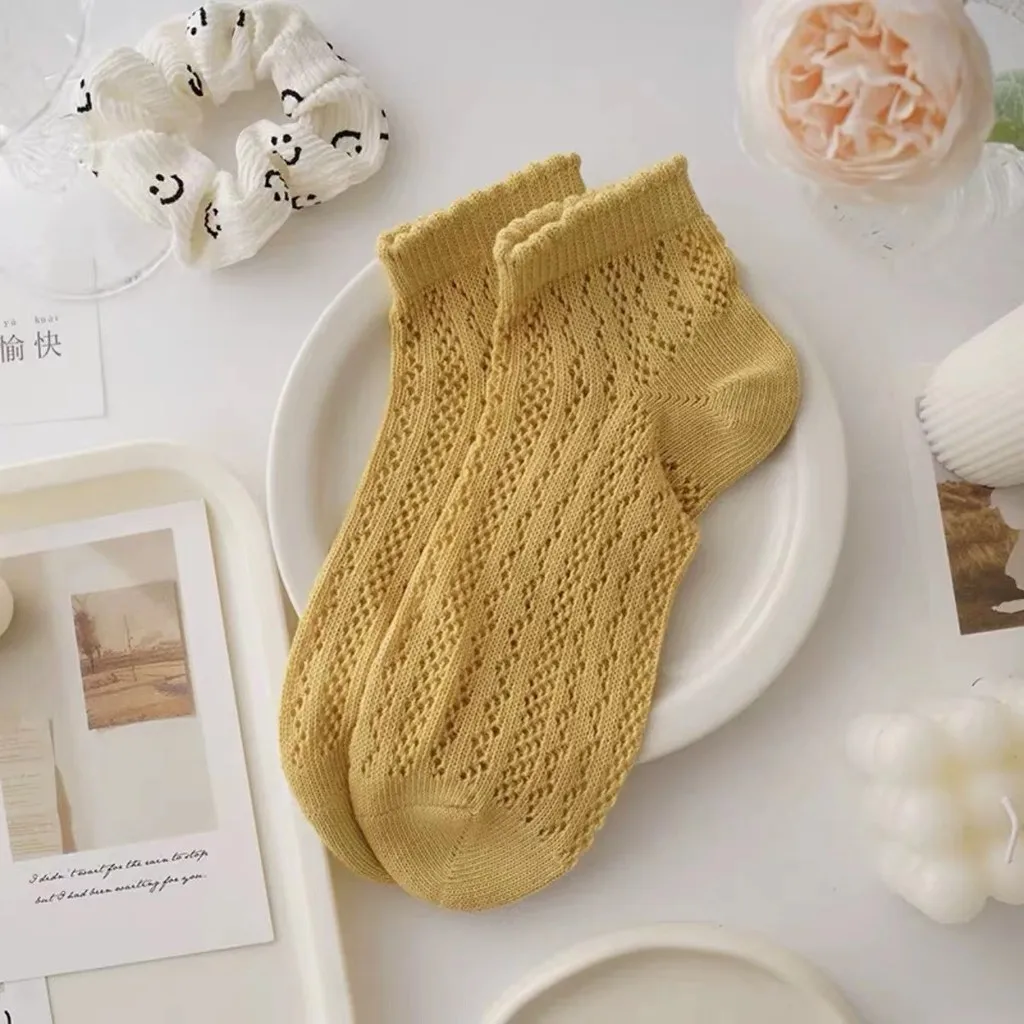 Chic White Lace Ankle Socks - Lightweight, Breathable & Stylish Summer Design