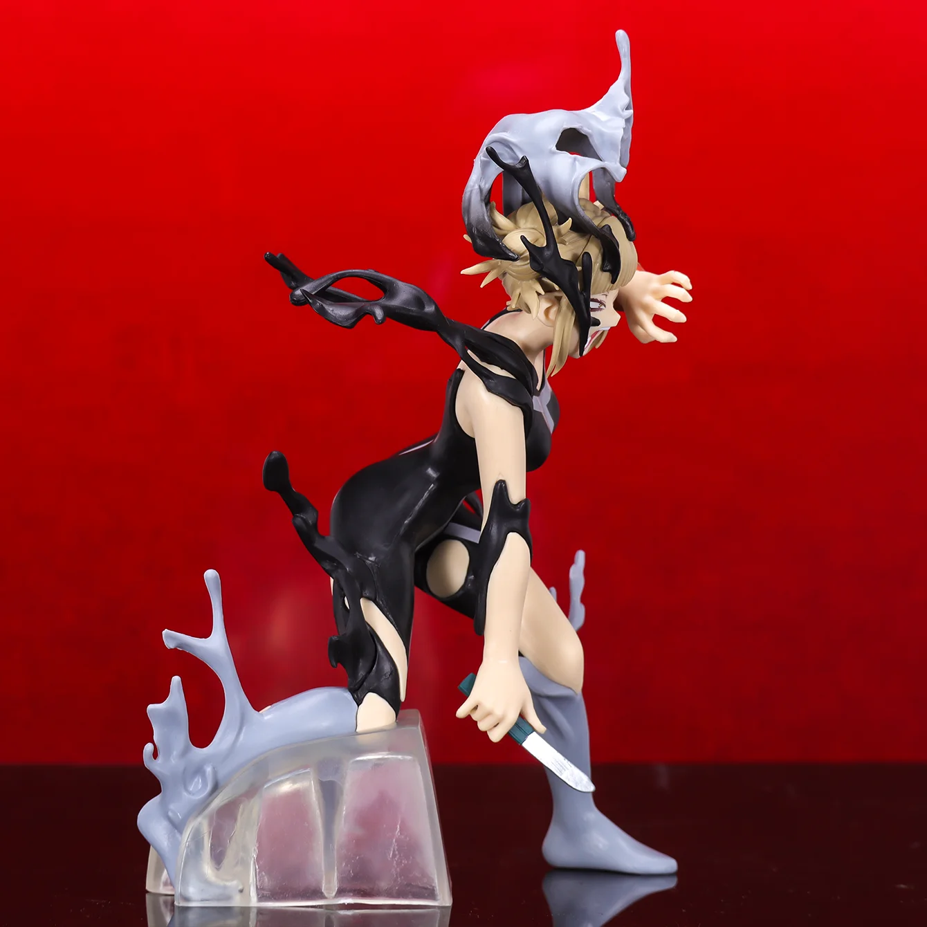 Himiko Toga Anime Character Collectible Statue - Unique Gift & Desktop Ornament