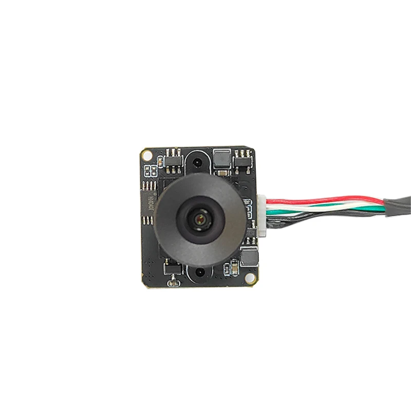 Vista ravvicinata dell'assemblaggio dell'obiettivo sul modulo fotocamera