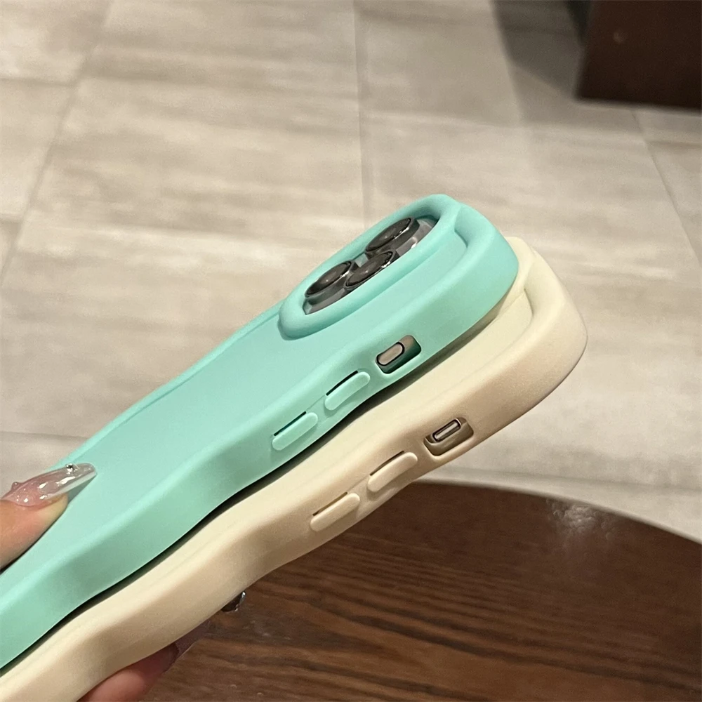 Cute 3D Love Heart Silicone Wavy Back Phone Case