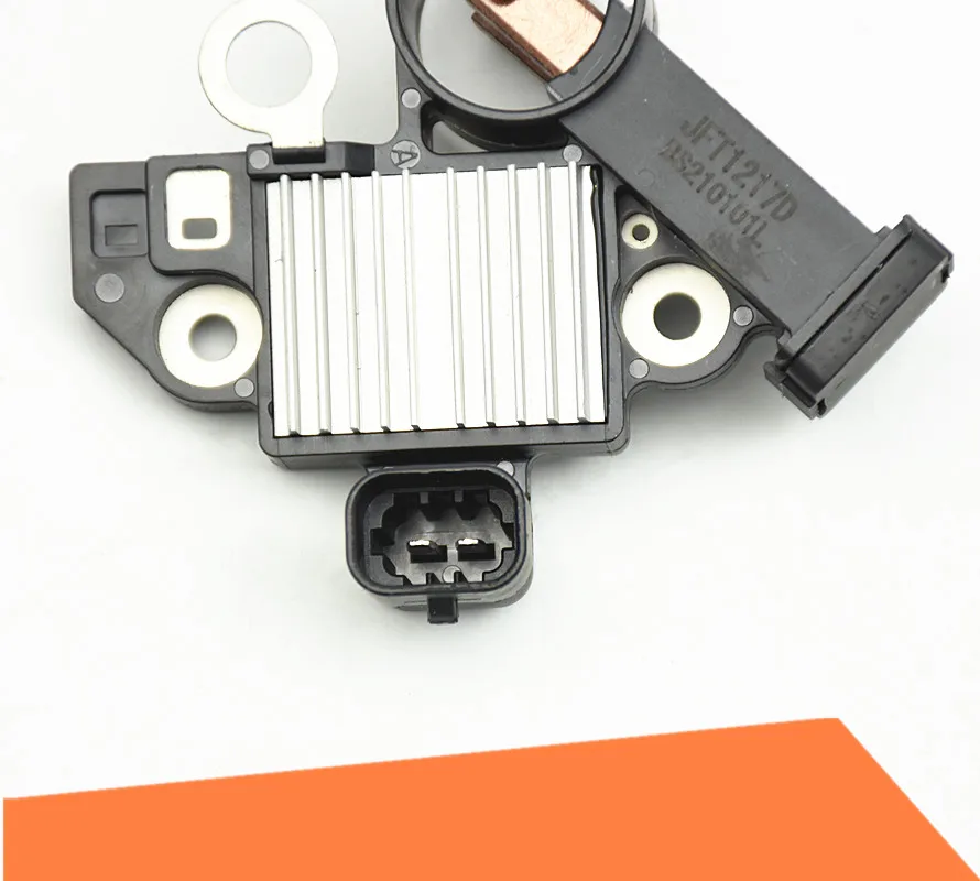 1pcs For Chevrolet CRUZE Buick Excelle 1.6 1.8 Generator Regulator