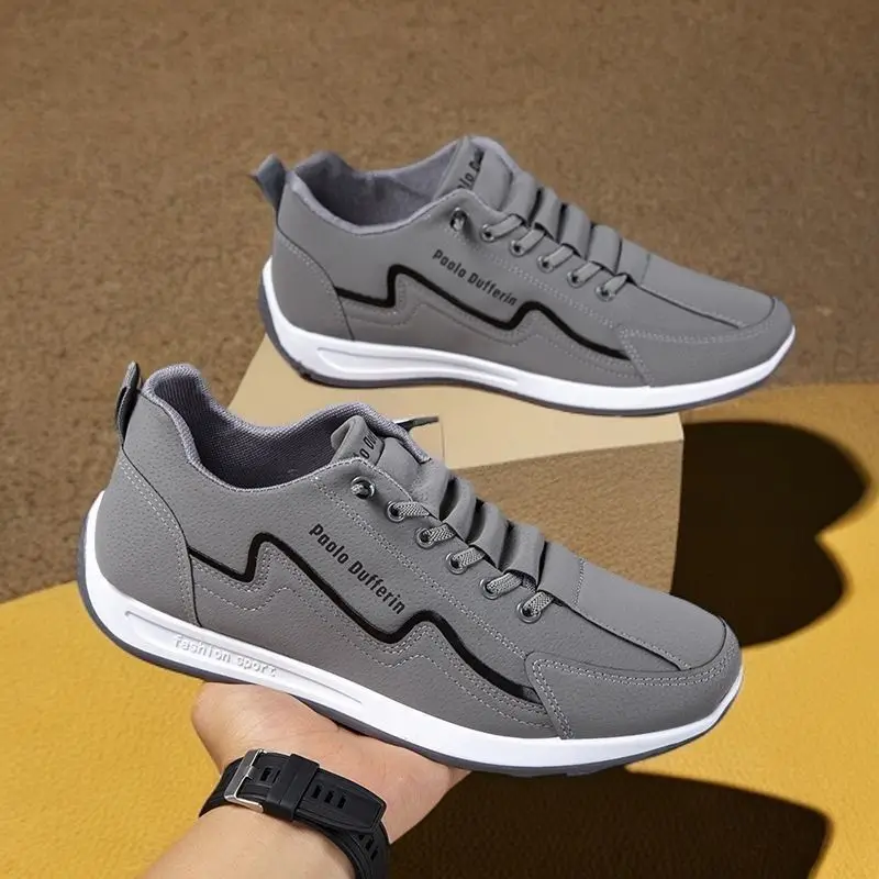 أحذية رياضية رجالية جديدة لخريف 2025، أحذية مريحة سهلة الارتداء بنعل سميك وتصميم عصري