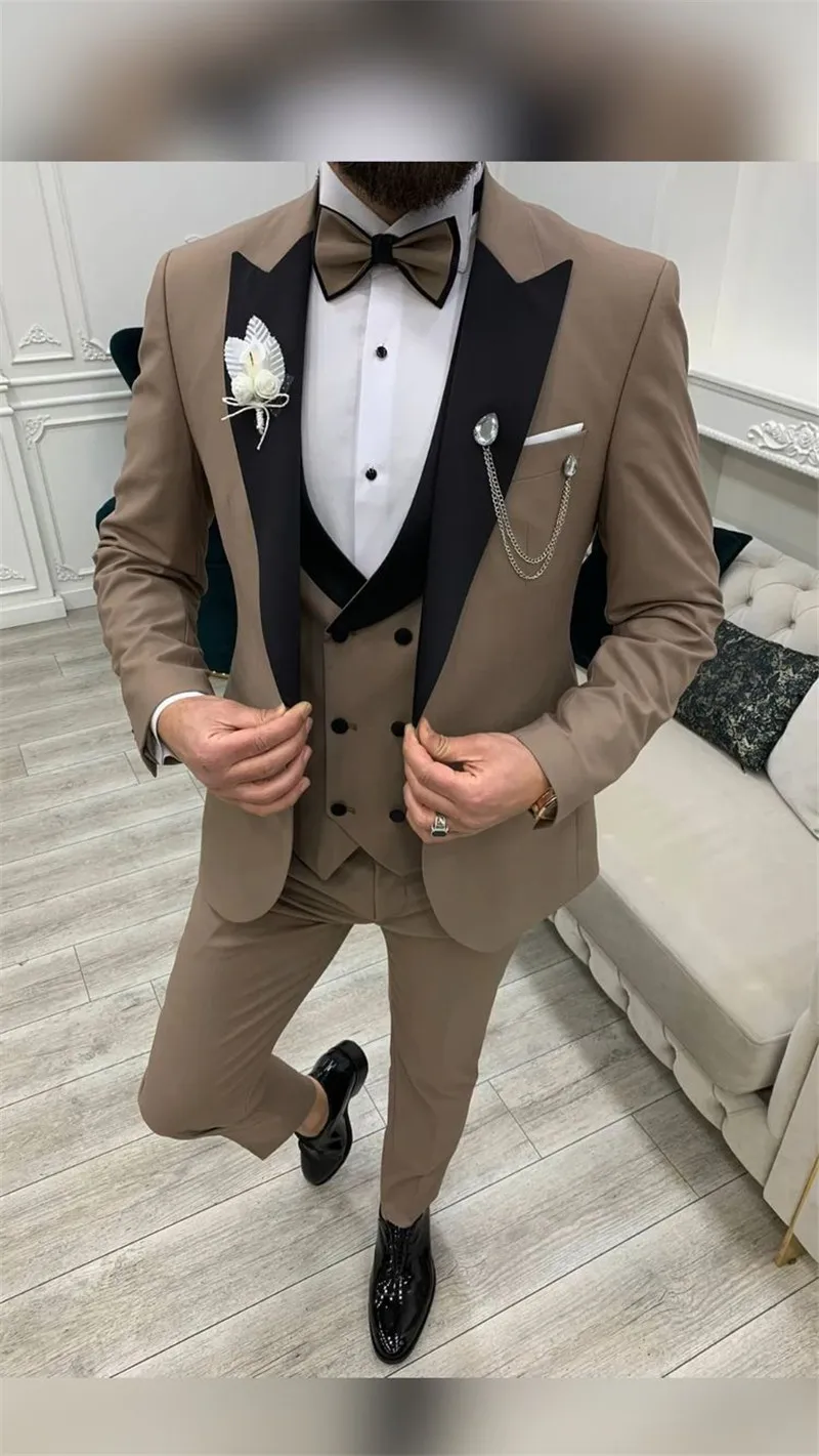 

Black Notch Lapel With Brown One Button Groom Tuxedos Best Man Groomsman Mens Wedding Suits Prom Suits (Jacket+Pants+Vest