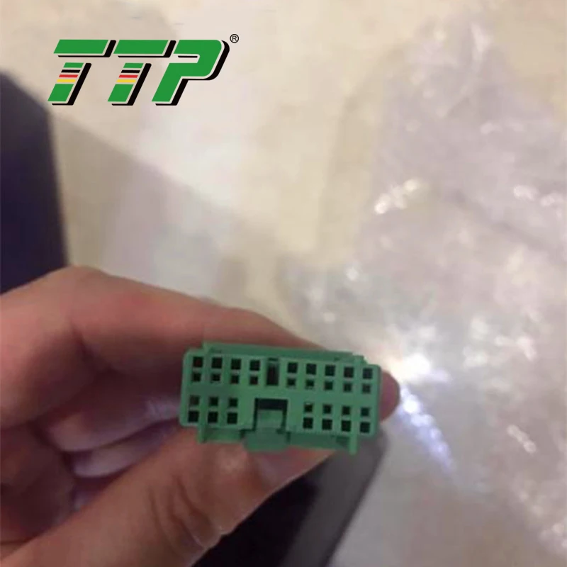 22647913 Gear Shift Lever 24V Carrier Right R-Shift Gear Shift  