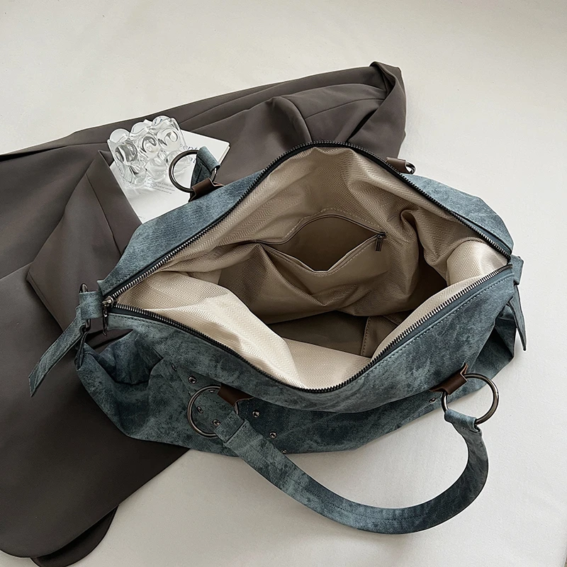 Borse tote di grande capacità autunno e inverno per donna Borsa da donna alla moda streetwear con borsa a tracolla da donna di design con rivetti - immagine 6