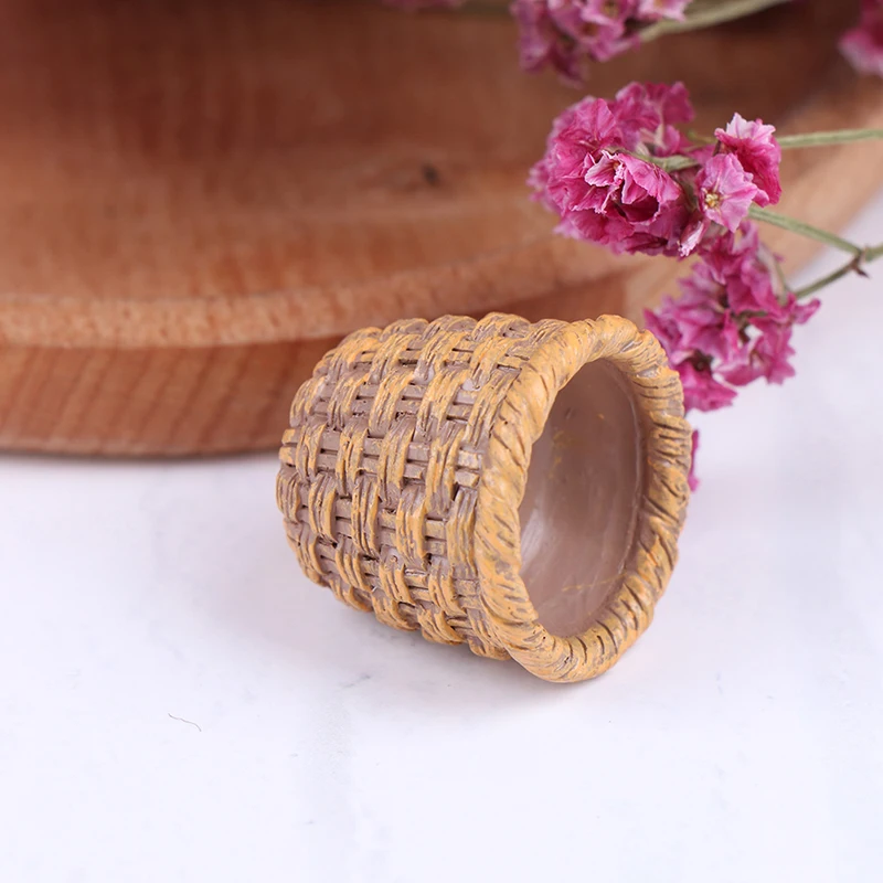 Mini 1/12 Cute Dollhouse Rattan Frame Hand-woven Vegetable Food Storage Basket Dolls Miniature Decoration