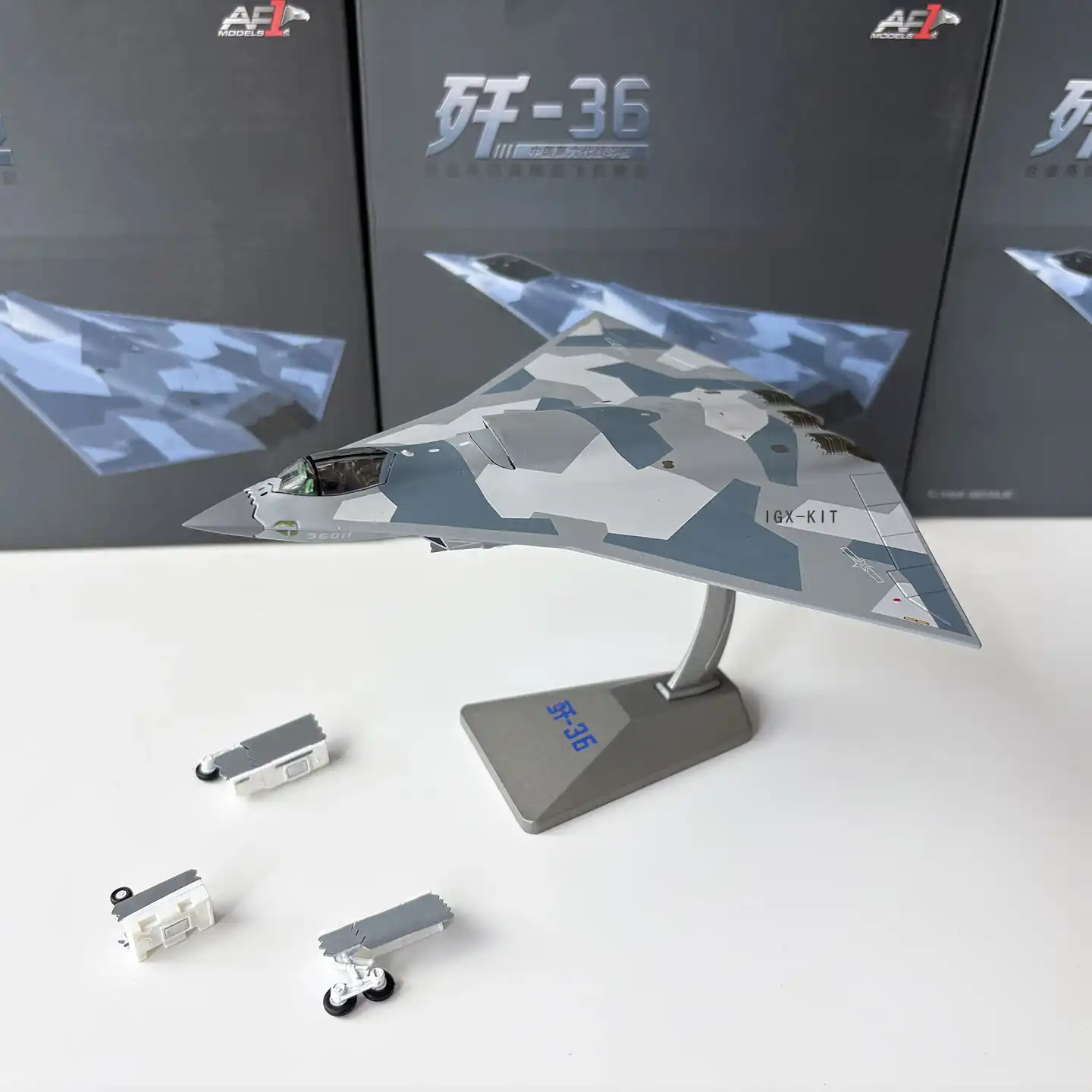 Diecast 1: 144 Scale J-36 Chinese 6th Generation Aircraft J36 Cut