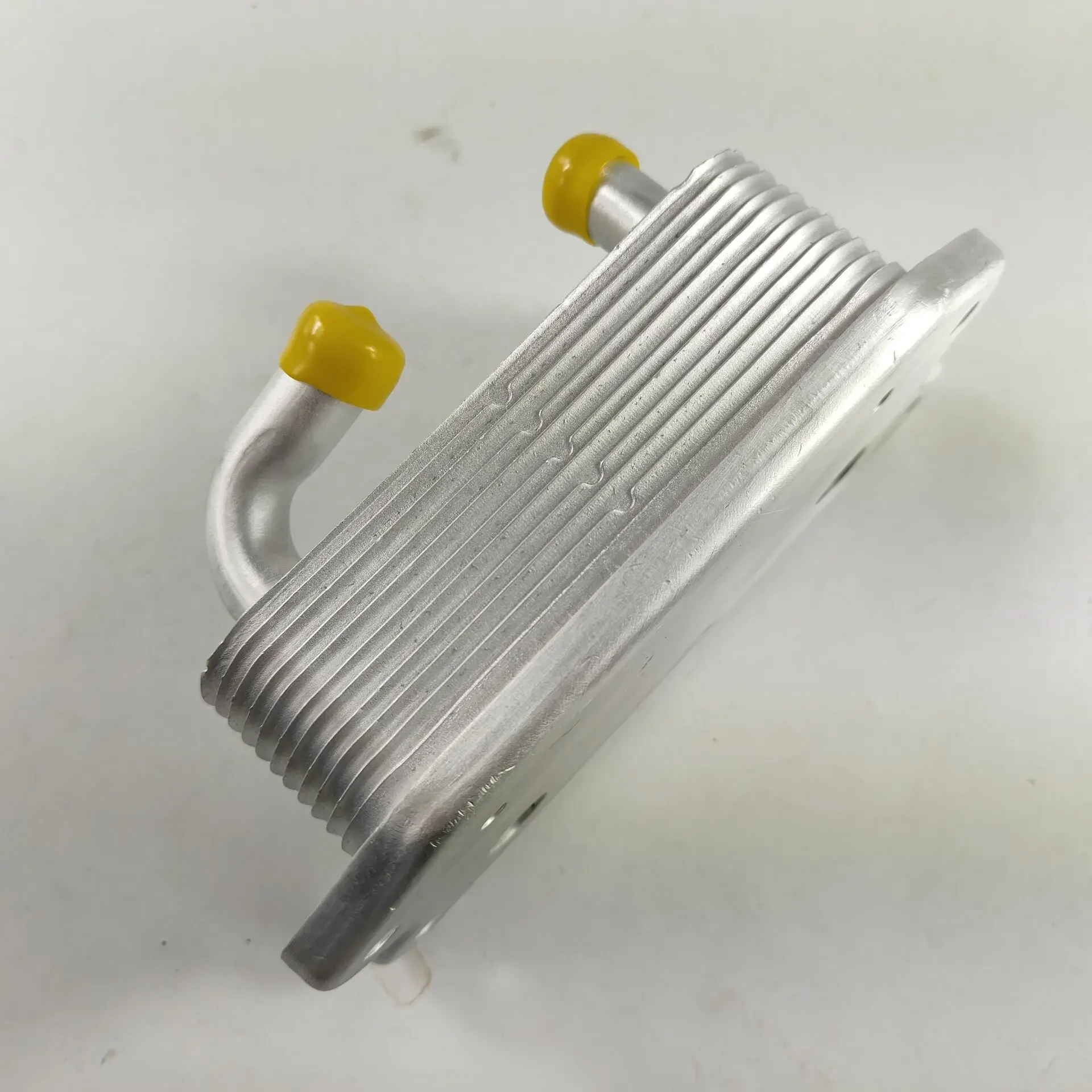 NEW OIL COOLER FOR VOLVO C30 C70 S40 S60 S80 V40 V50 V60 V70 3109 oil cooler kit