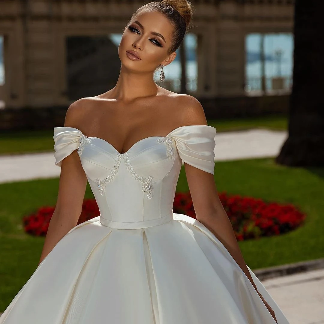 On Zhu Customized Off Shoulder Arabian Dubai Satin Wedding Dresses A-line Sweeping Train Back Tie Custom 2023 Bridal Dress 3