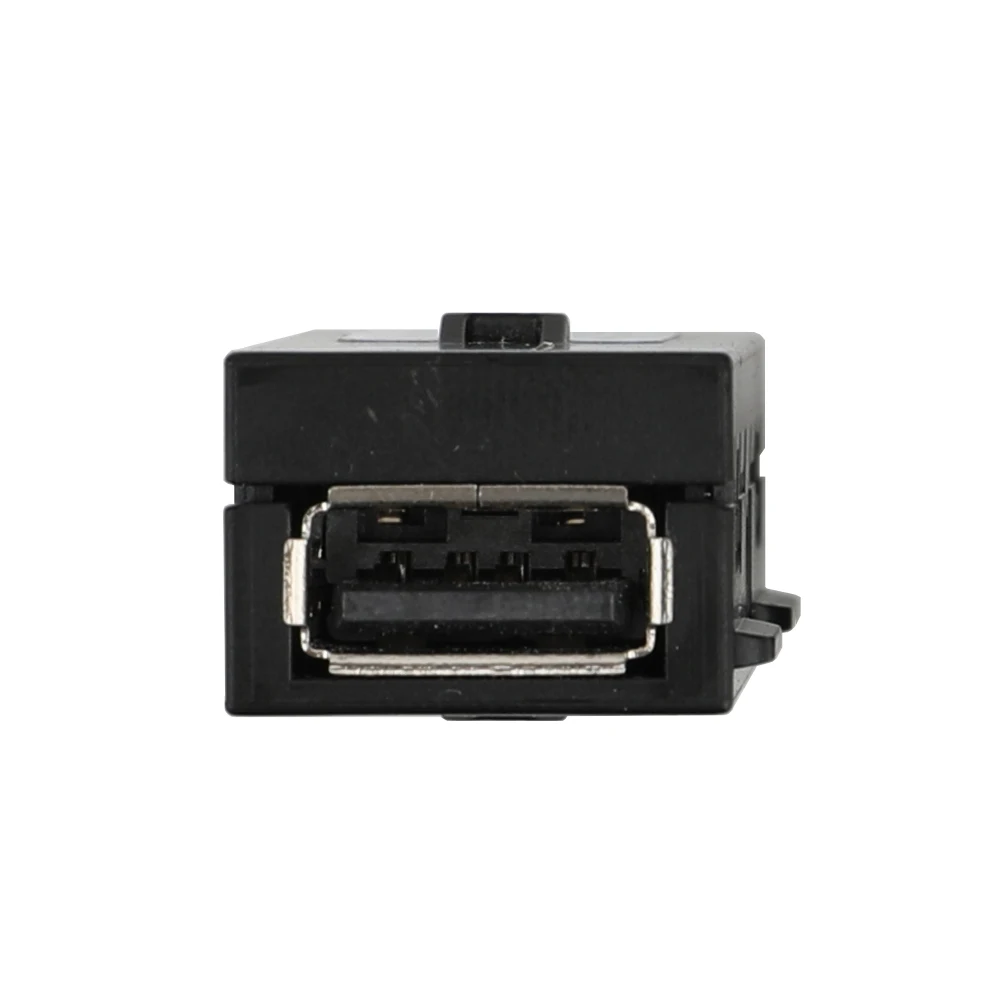 For VW Golf 7 MK7 VII For Passat B8 CarPlay Media USB AUX Switch MIB2 MDI USB AMI Adapter Plug Socket 5Q0035726E 5G0035222E