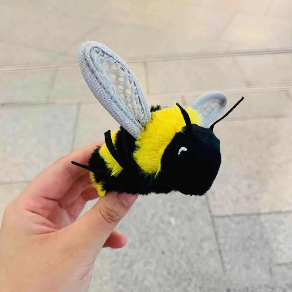 ミツバチ S636652804d03420fb8572607495bd