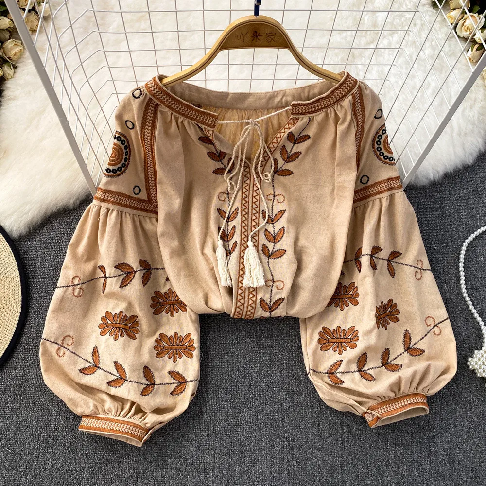 

2024 Summer Shirt New Women's V-neck Lantern Sleeves Loose Casual Cover Up Flower Embroidered Cotton Shirt Top Pullover Shirt To
