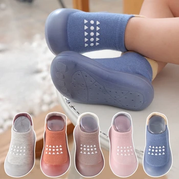 Estate nuove scarpe in cotone pettinato antiscivolo e traspiranti per bambini con suola morbida scarpe da passeggio per bambini calzini da pavimento per bambini con faccia in rete 1