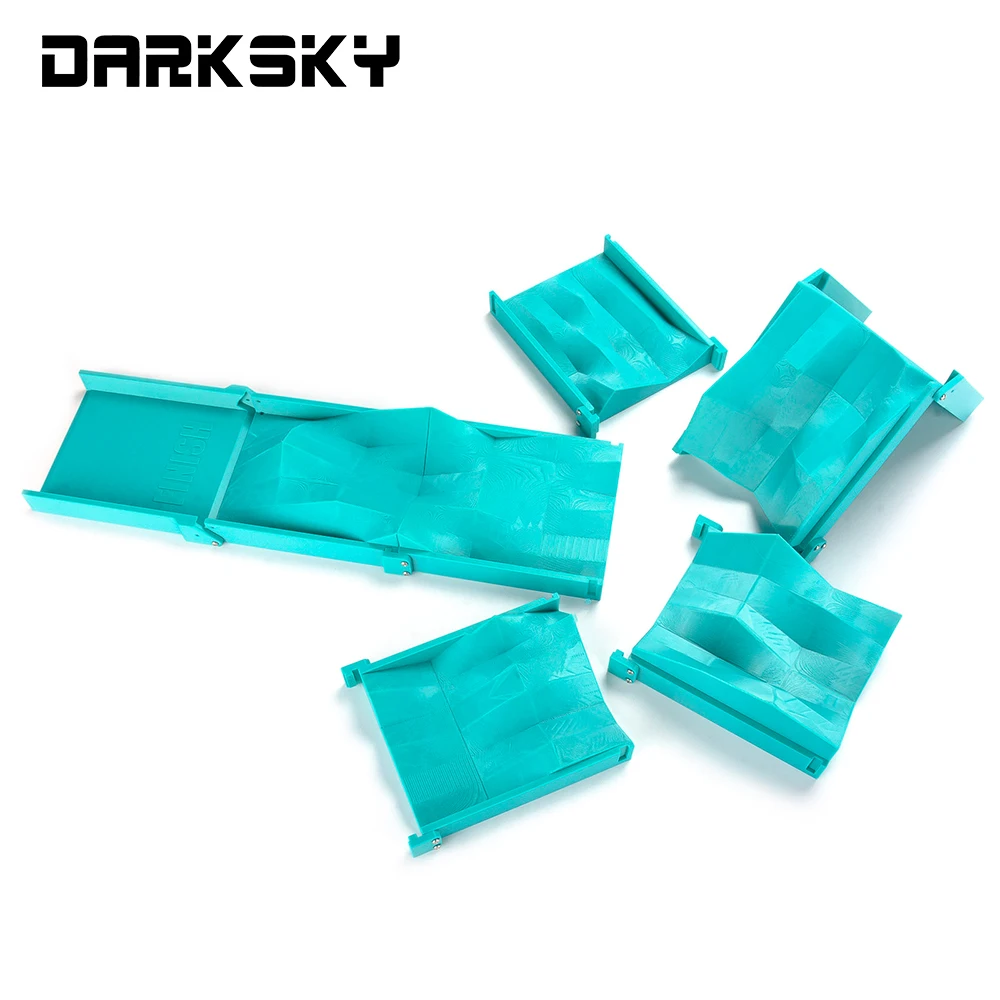 Détail d'un passage technique sur la piste d'escalade Dark Sky pour SCX30, pentes et virages serrés