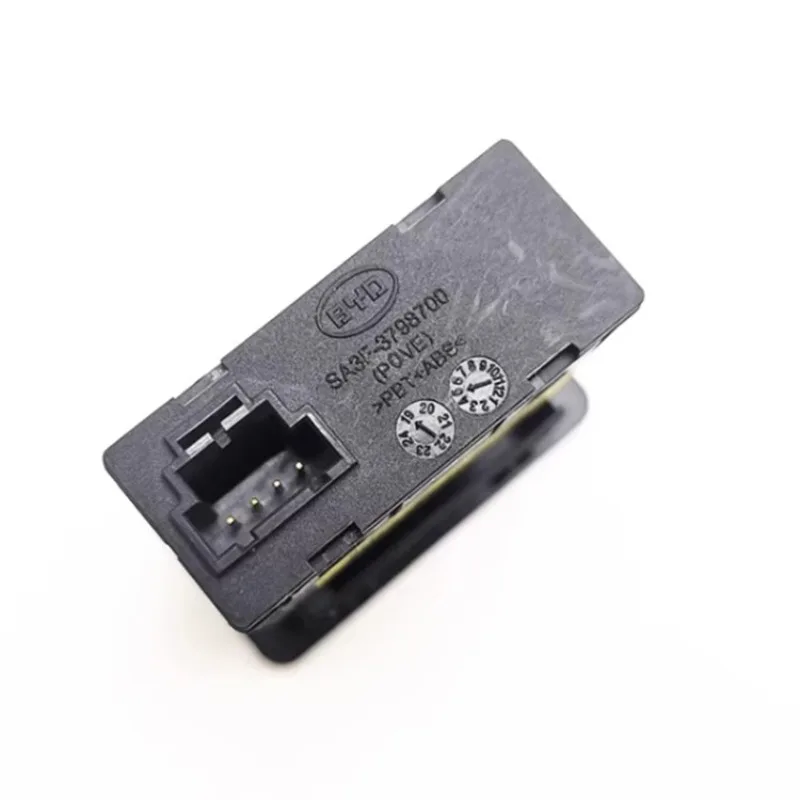 Рисунок 2 - Передний USB-разъем для зарядки